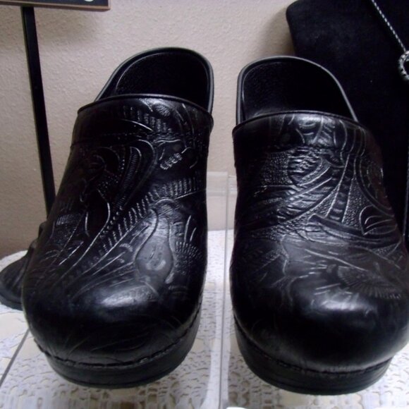 Dansko Slip On Platform Clogs Black Leather Nursing Comfort Shoes US 7.5-8 EU 38 - Picture 8 of 14